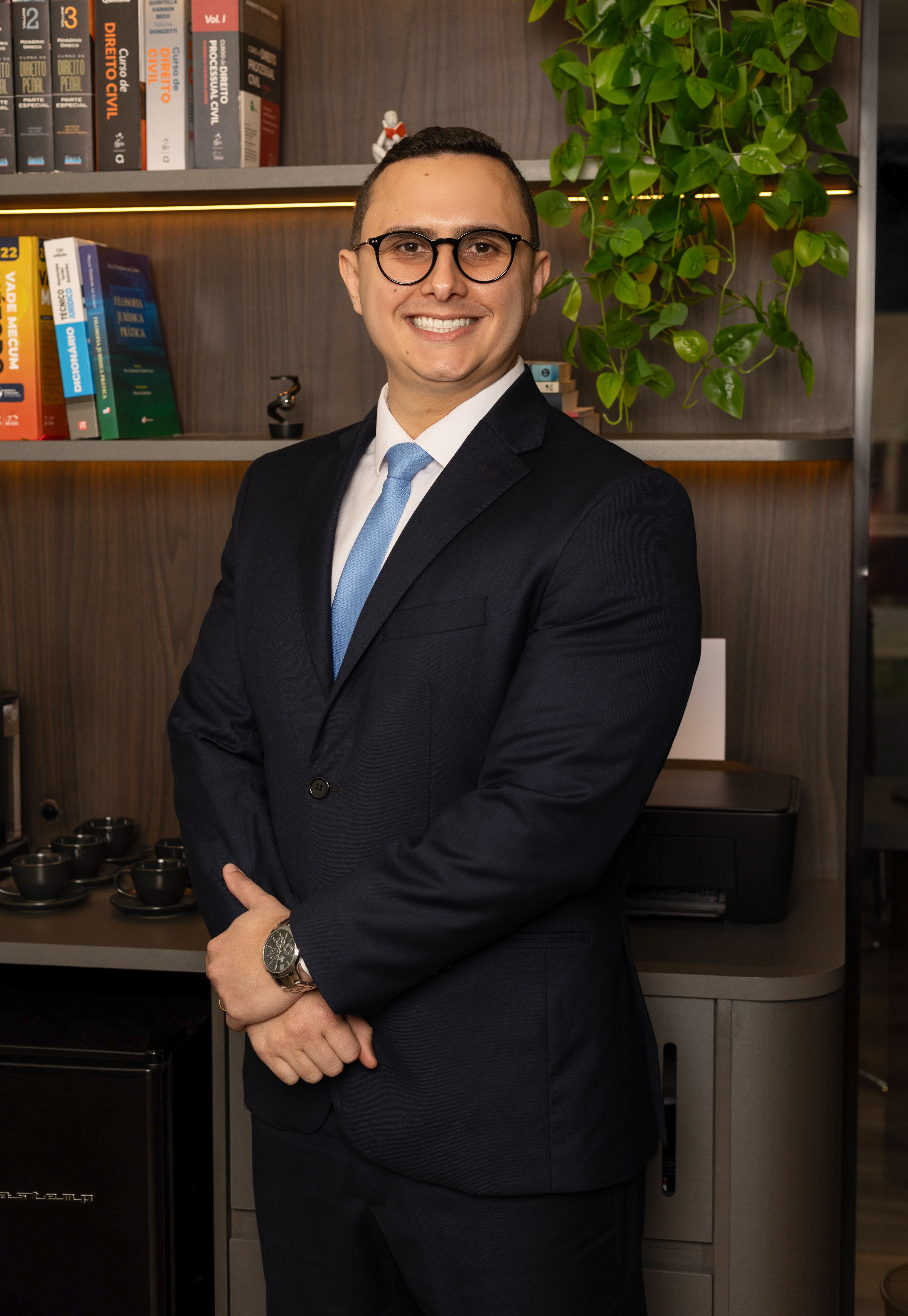 Dr. Felipe Ferrari